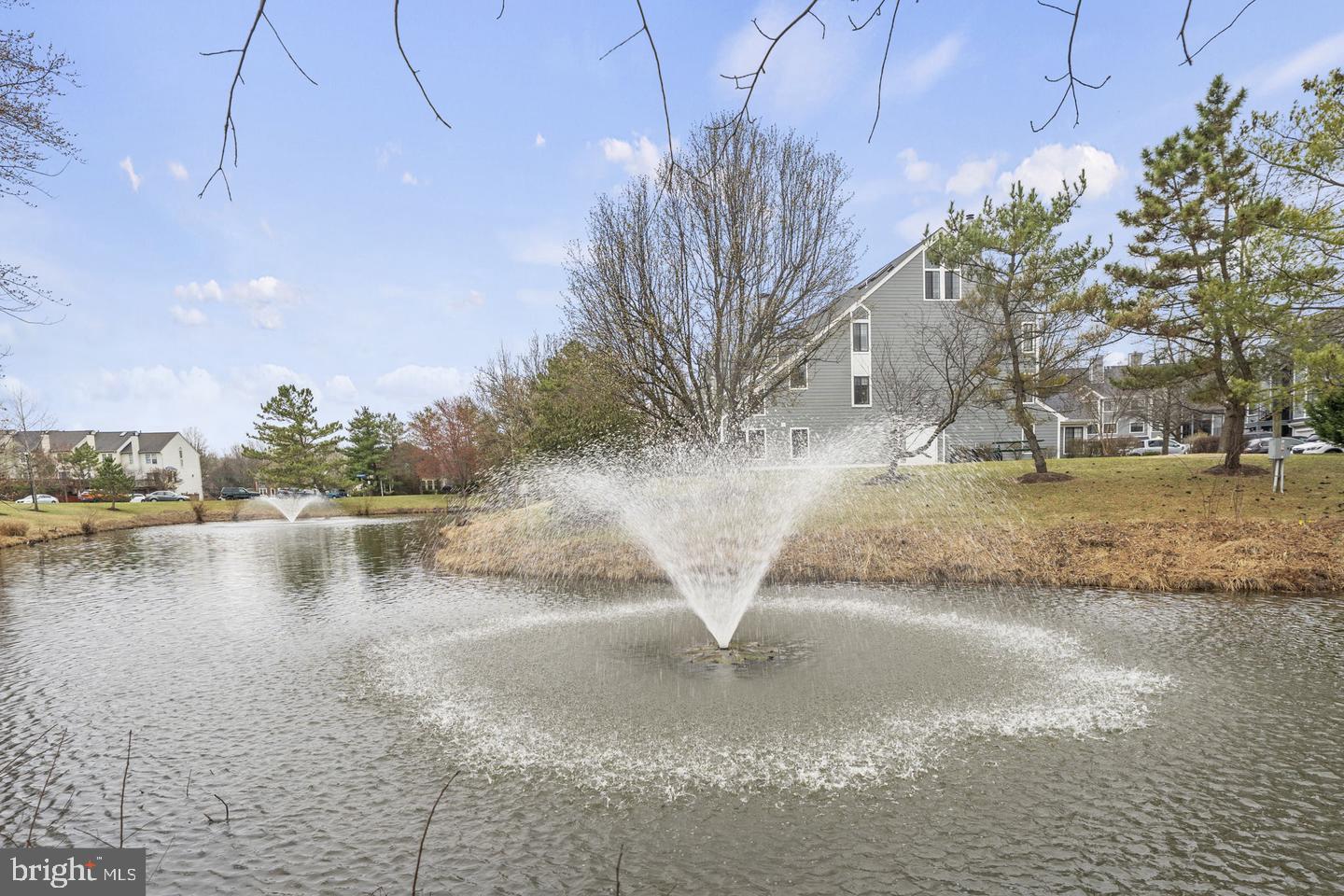 TIERS AT MANCHESTER LAKE - Residential Lease