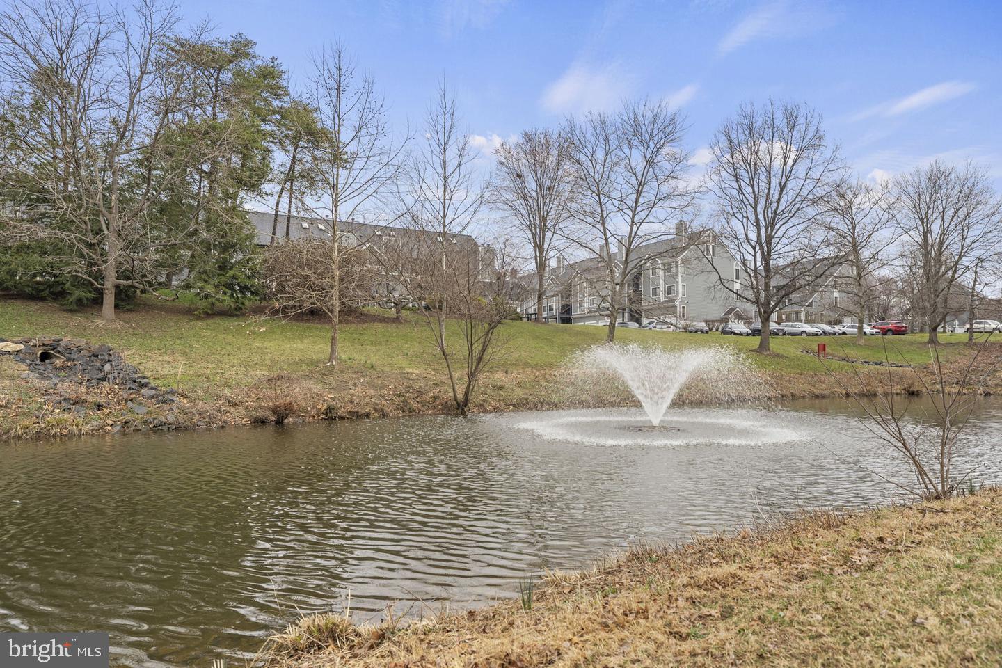 TIERS AT MANCHESTER LAKE - Residential Lease