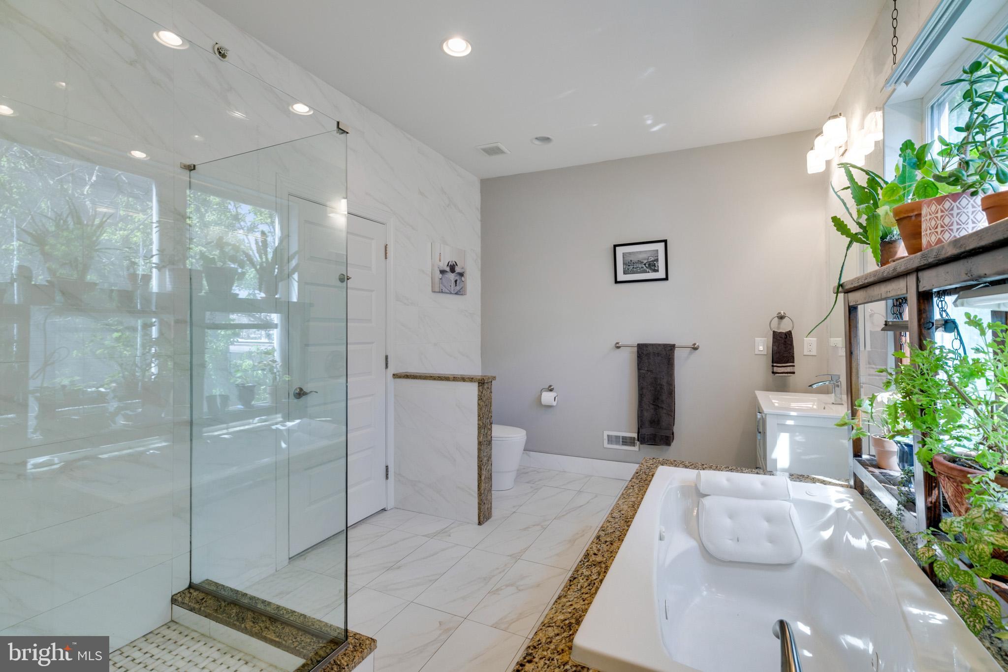 POINT BREEZE - Residential