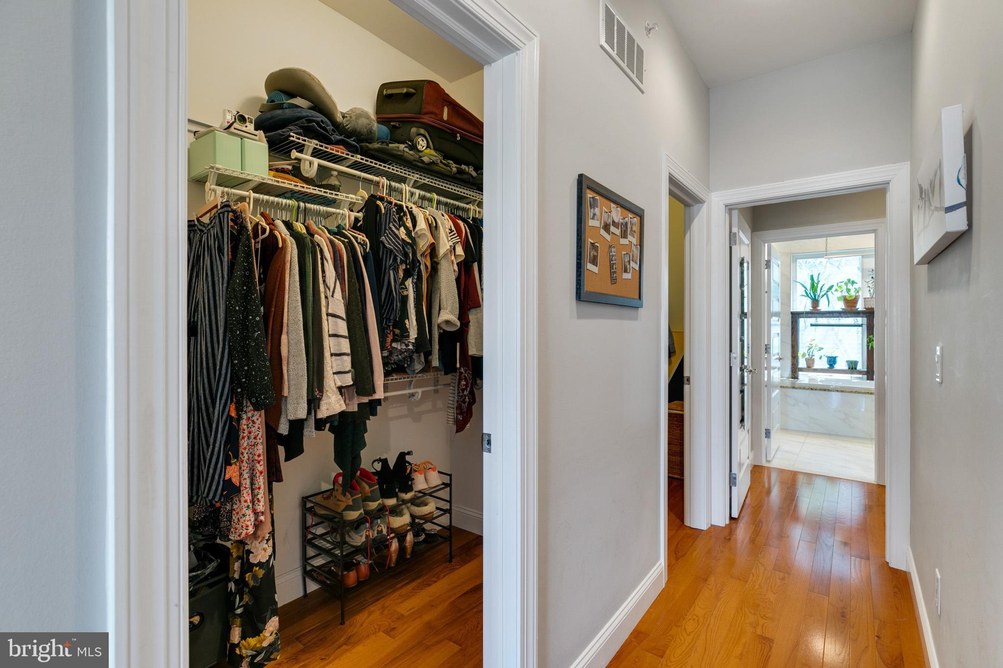 POINT BREEZE - Residential