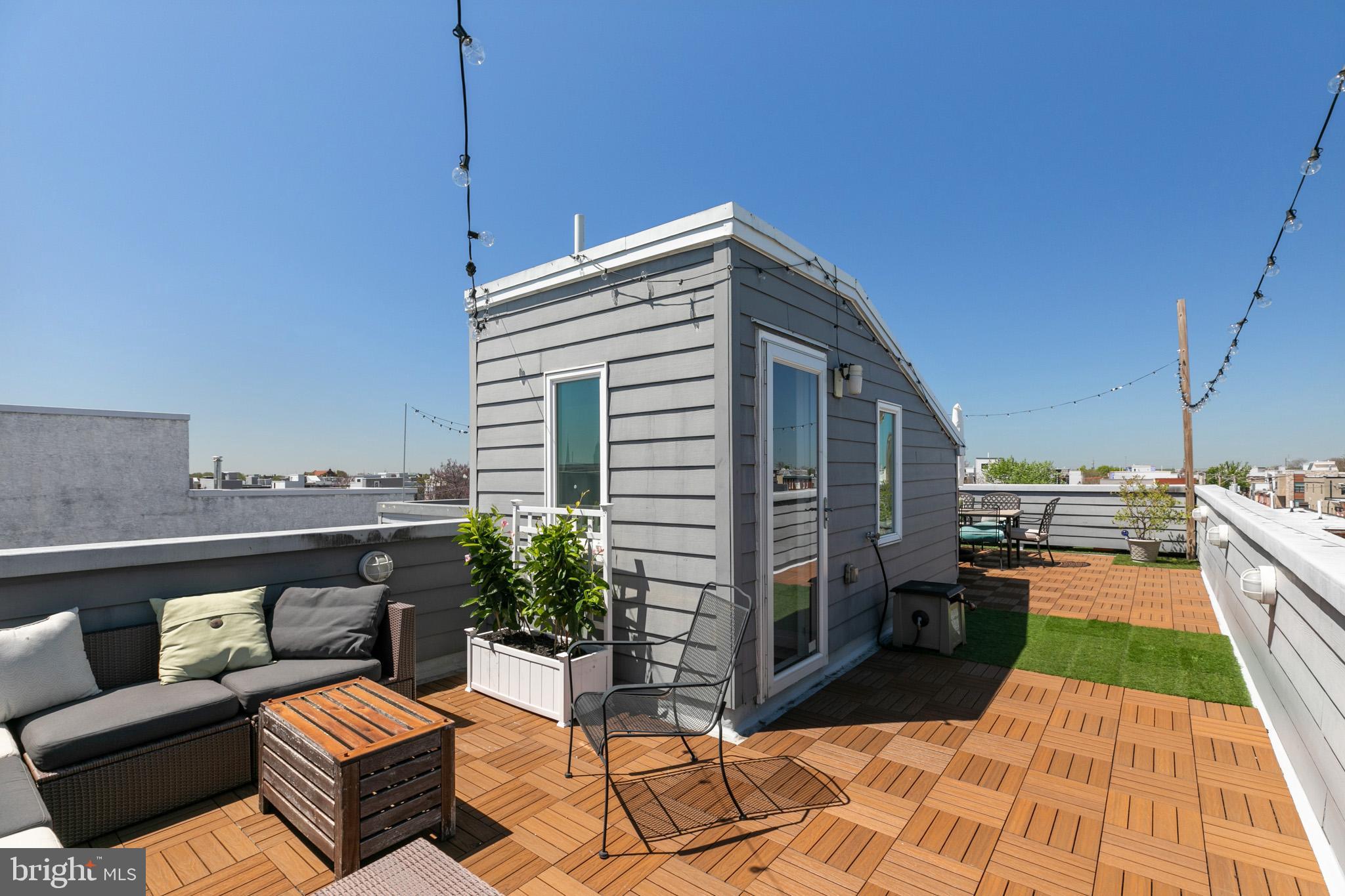 POINT BREEZE - Residential