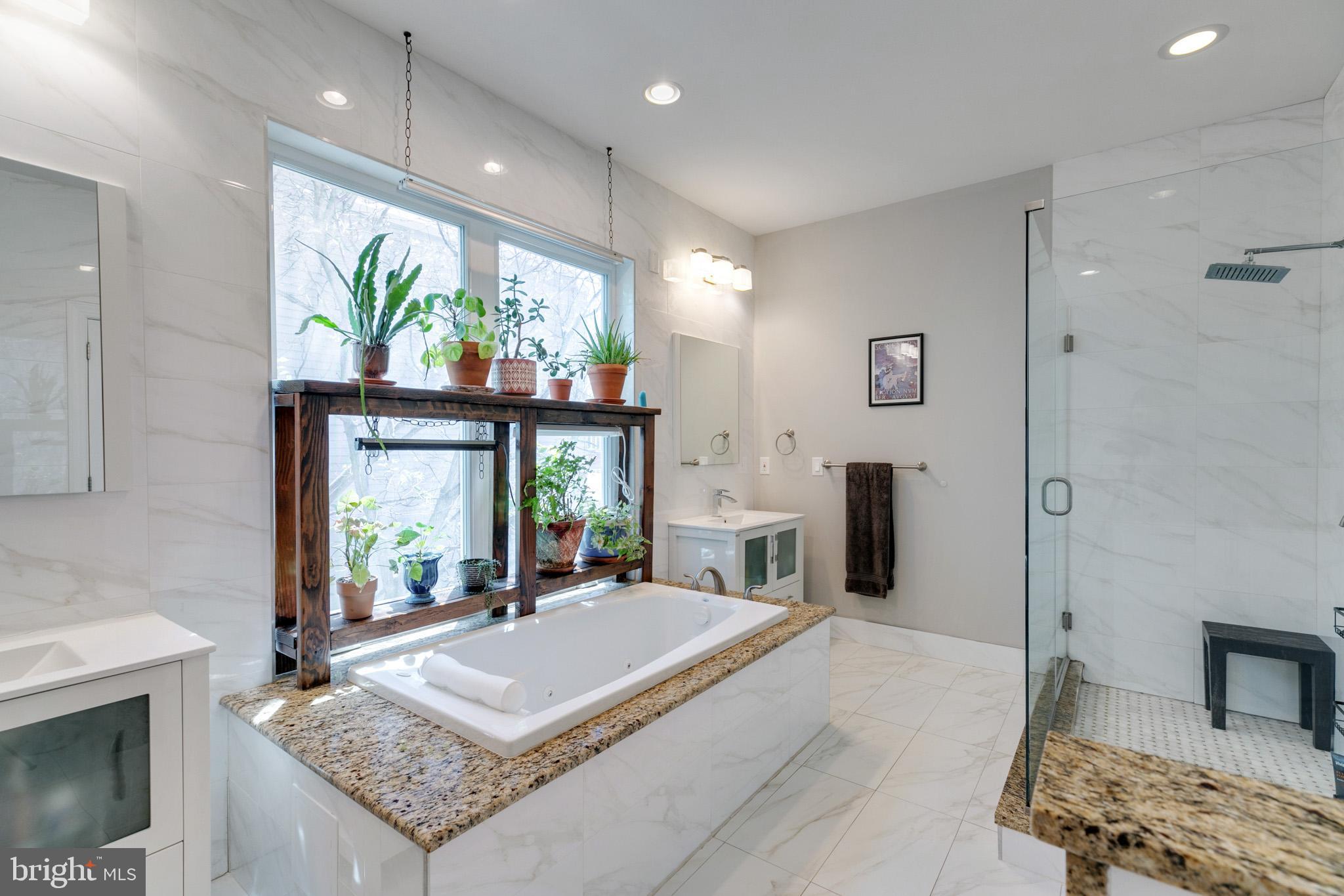 POINT BREEZE - Residential