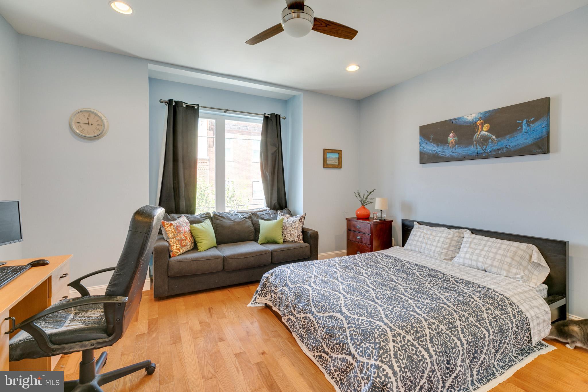 POINT BREEZE - Residential