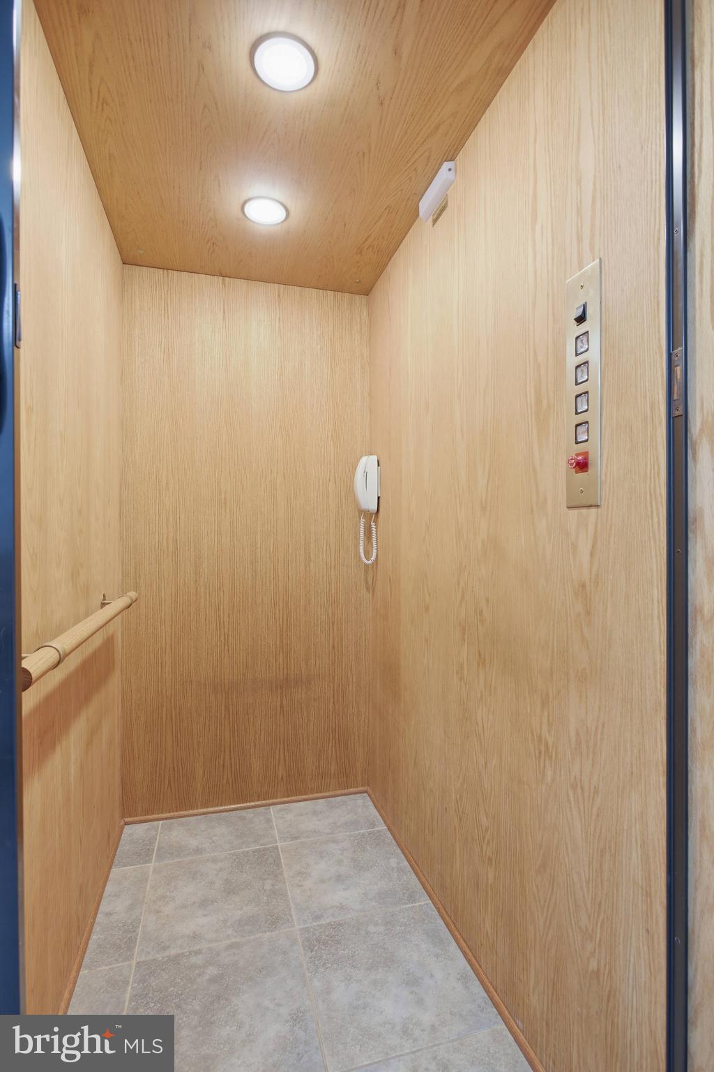 GEORGE MASON FOREST - Residential