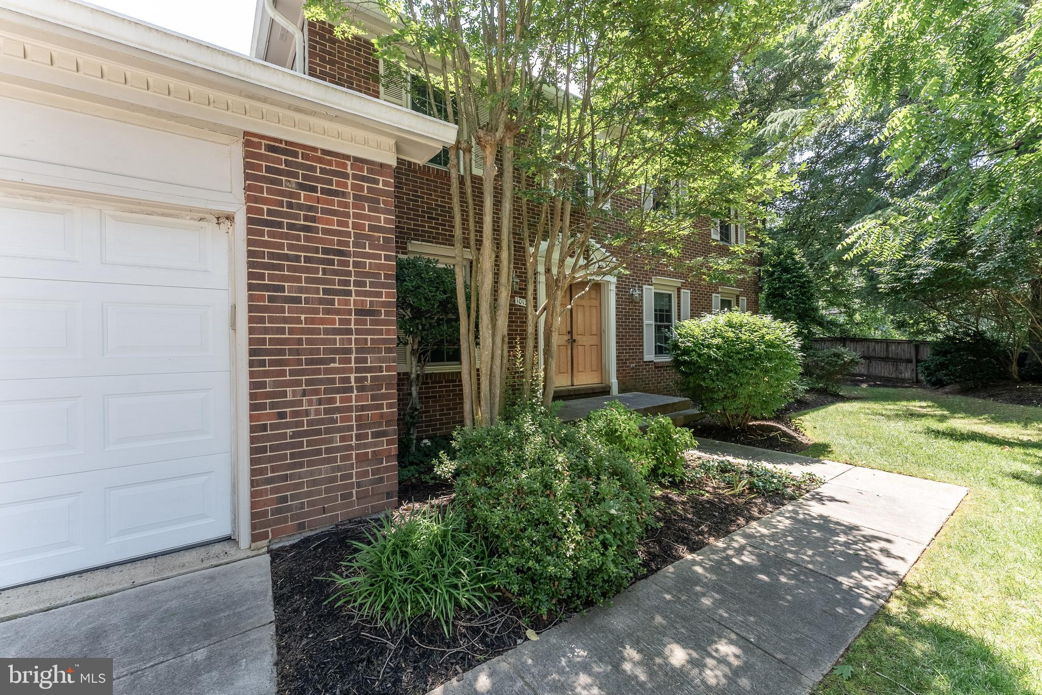 GEORGE MASON FOREST - Residential