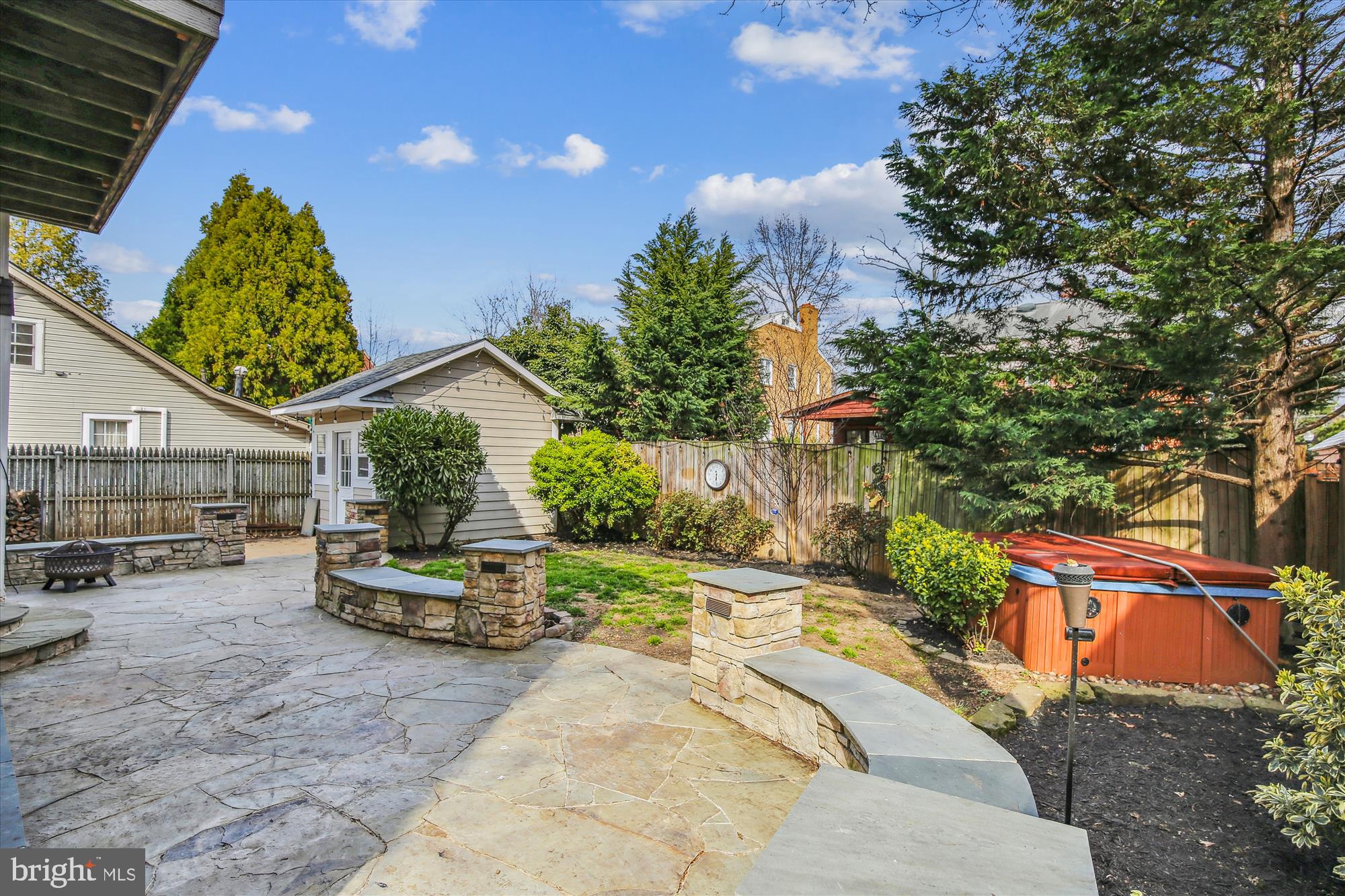 LYON PARK - Residential