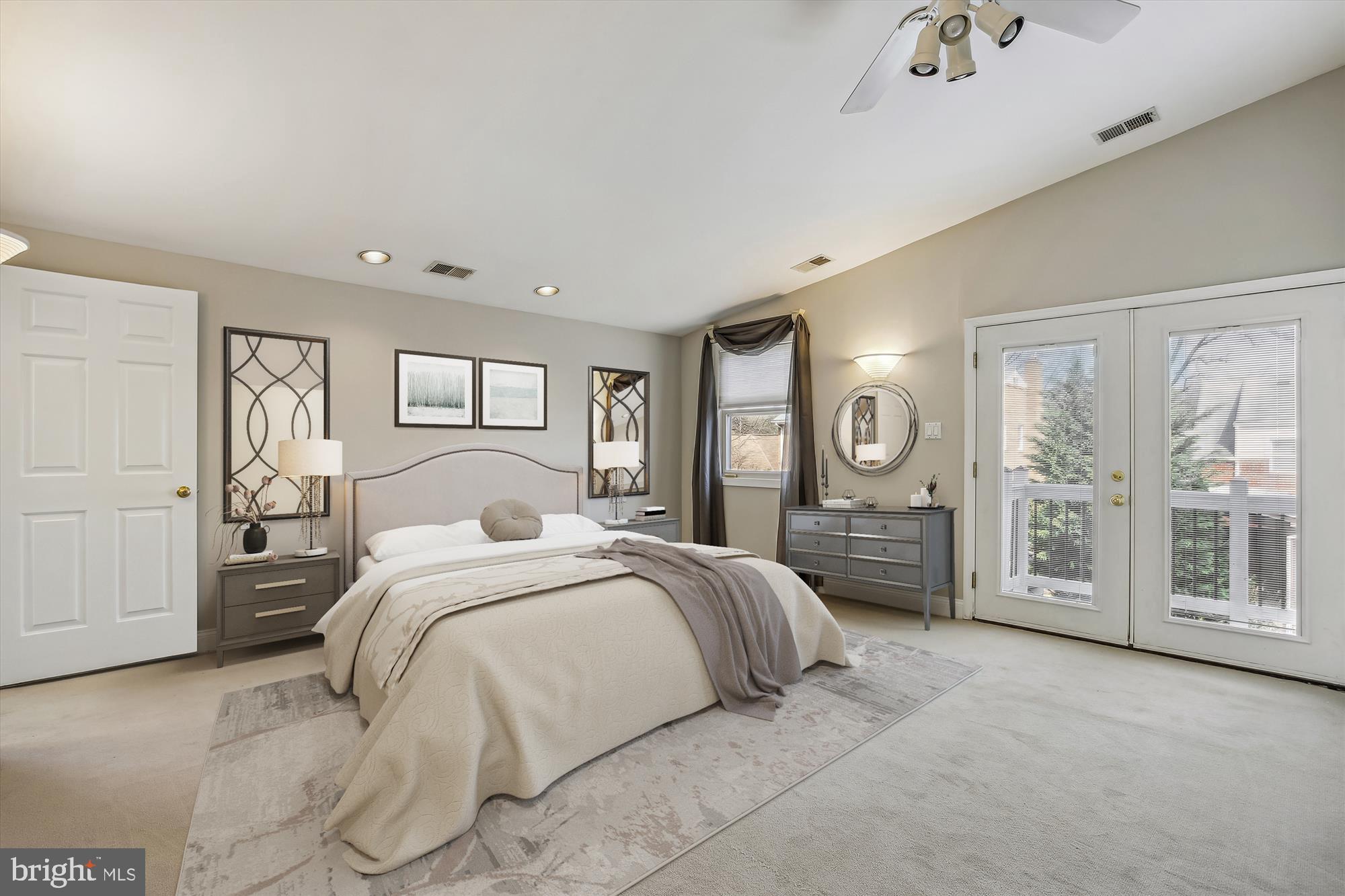 LYON PARK - Residential