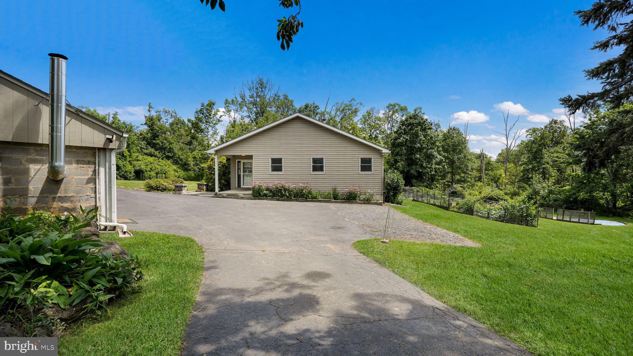 652 MINE ROAD