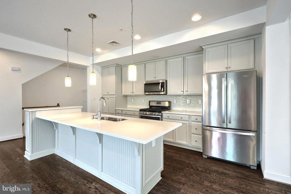 Photo of 712 Mayer Place, Lancaster, PA 17601 (MLS # PALA2057574)