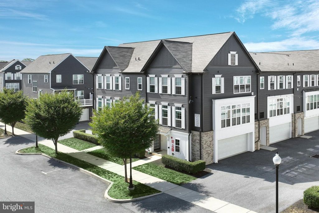 Photo of 712 Mayer Place, Lancaster, PA 17601 (MLS # PALA2057574)