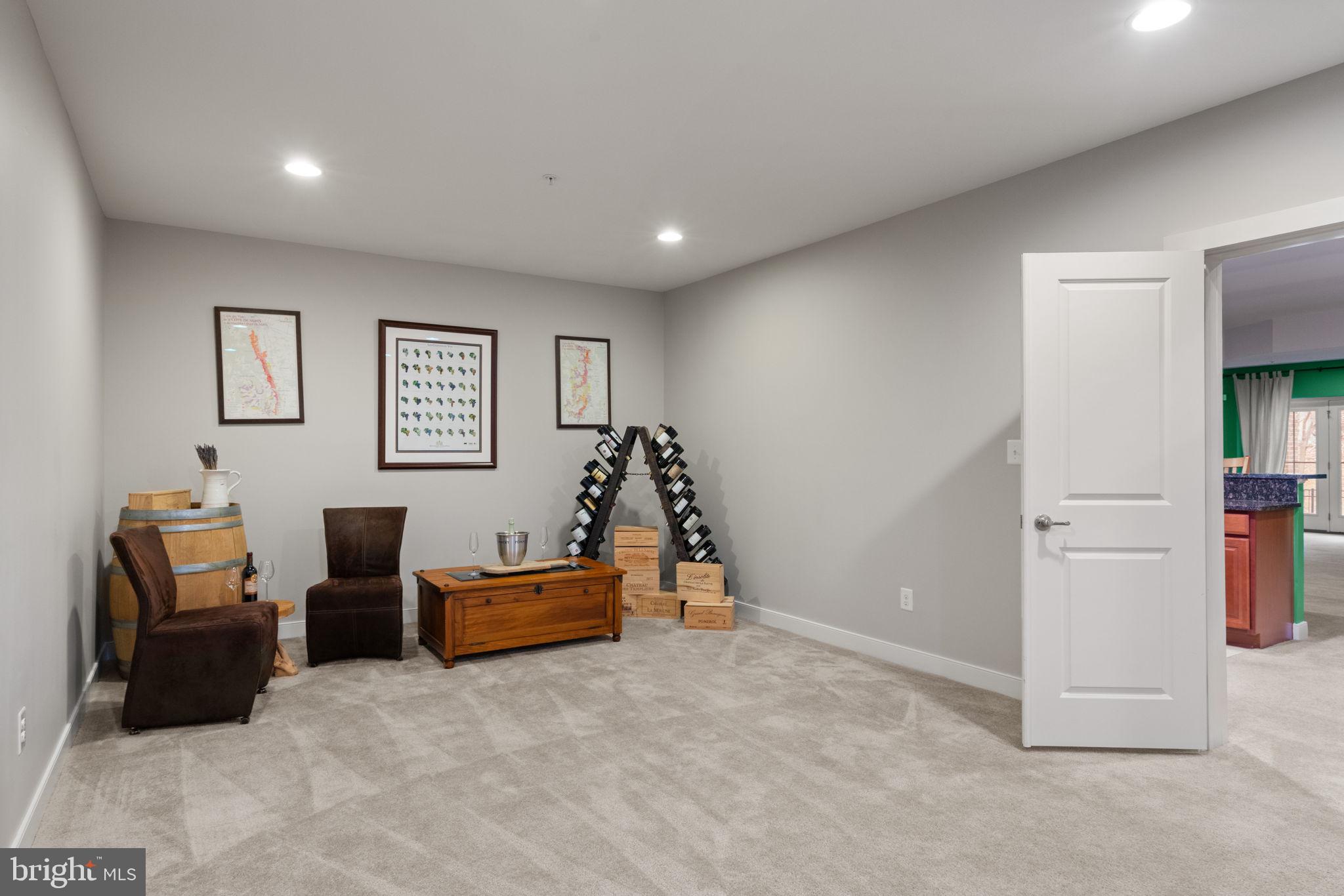 POTOMAC SHORES - Residential