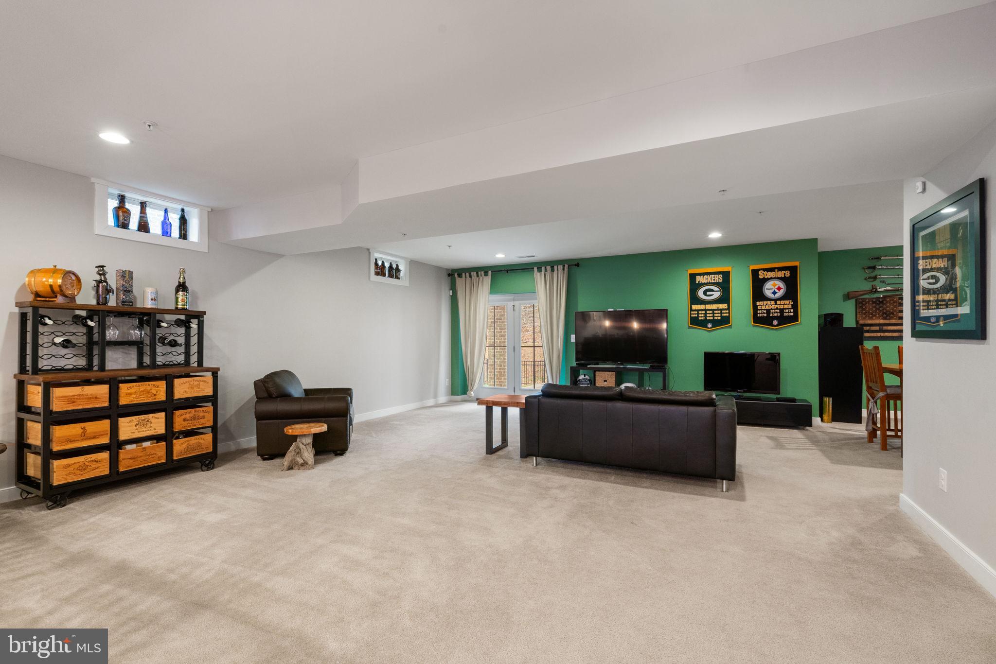 POTOMAC SHORES - Residential