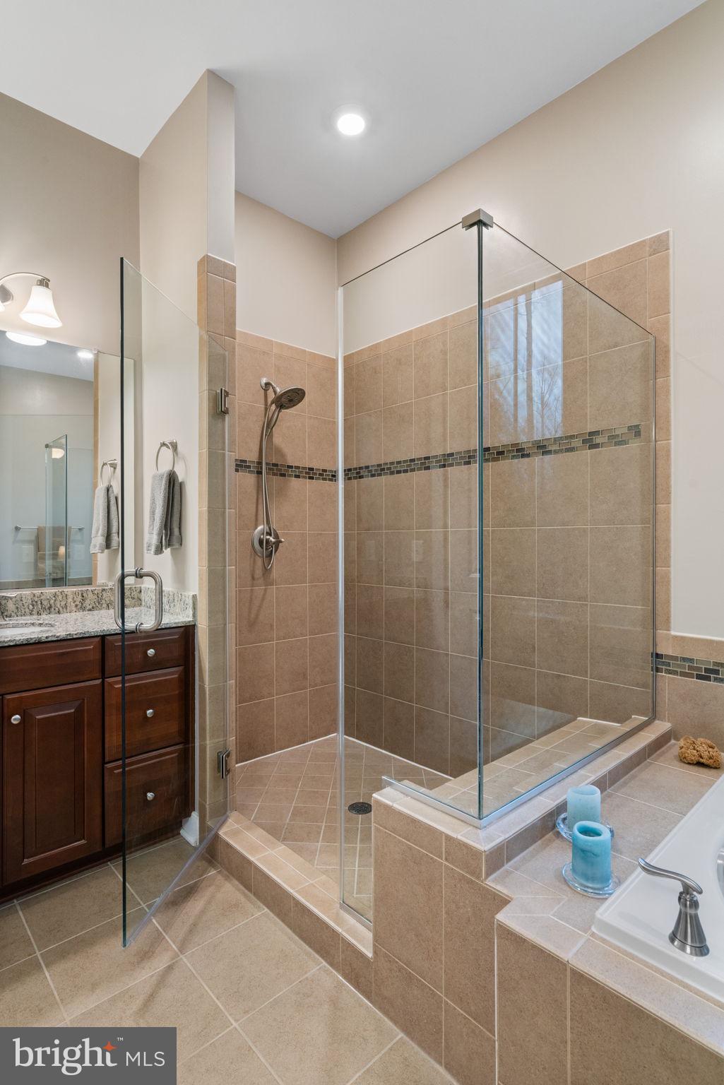 POTOMAC SHORES - Residential