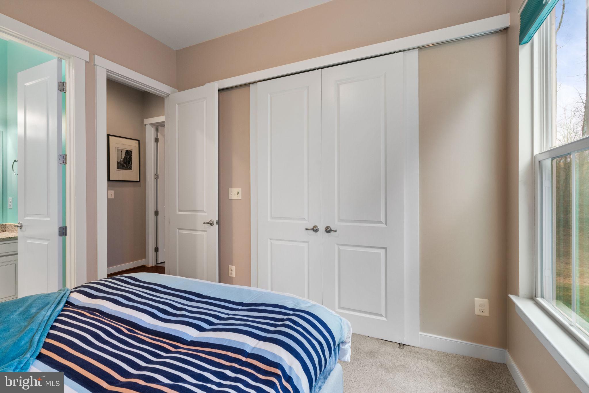 POTOMAC SHORES - Residential