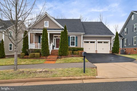 Photo of 2493 Potomac River Boulevard, DUMFRIES, VA 22026 (MLS # VAPW2112280)