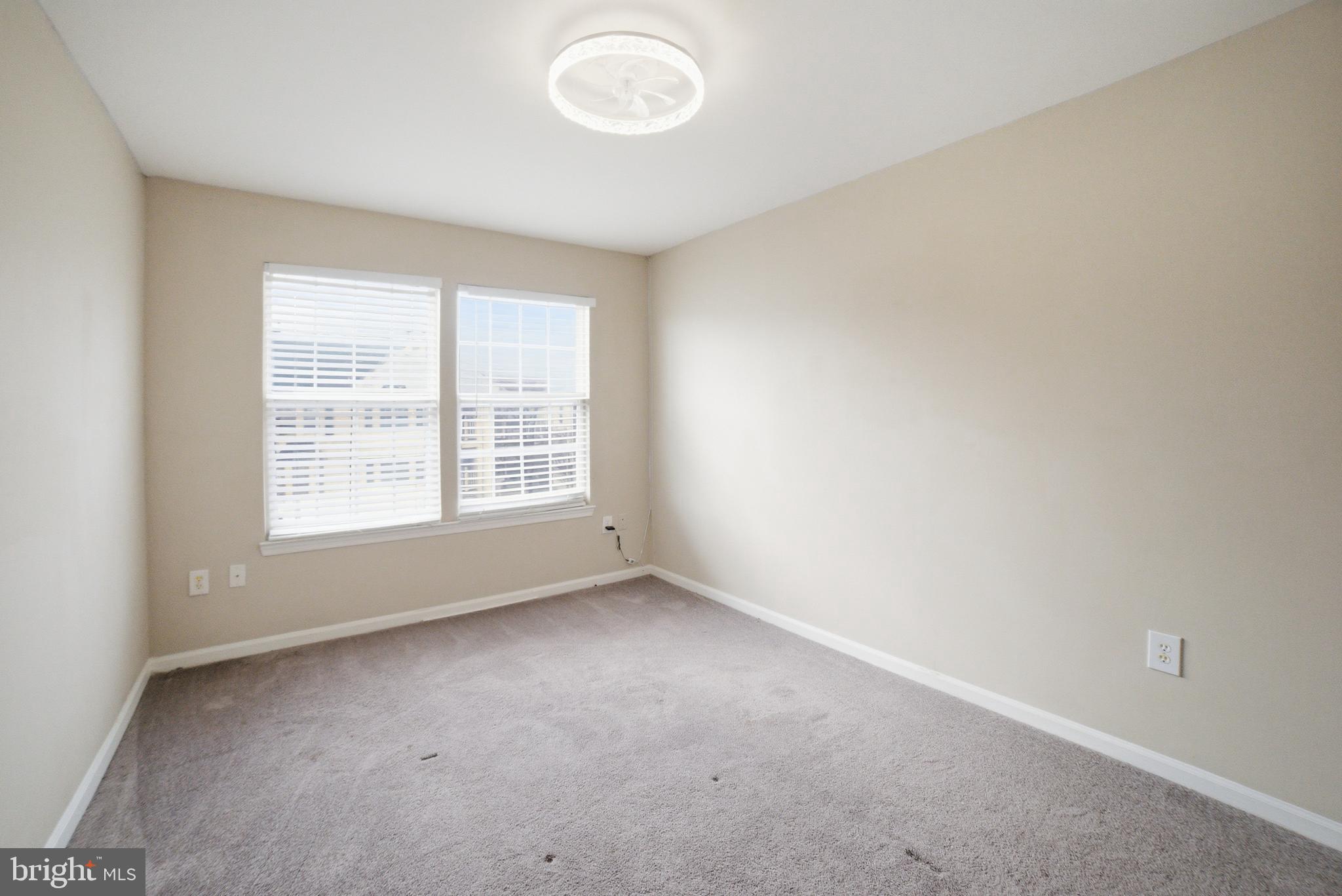 GABLES AT GUNSTON - Residential