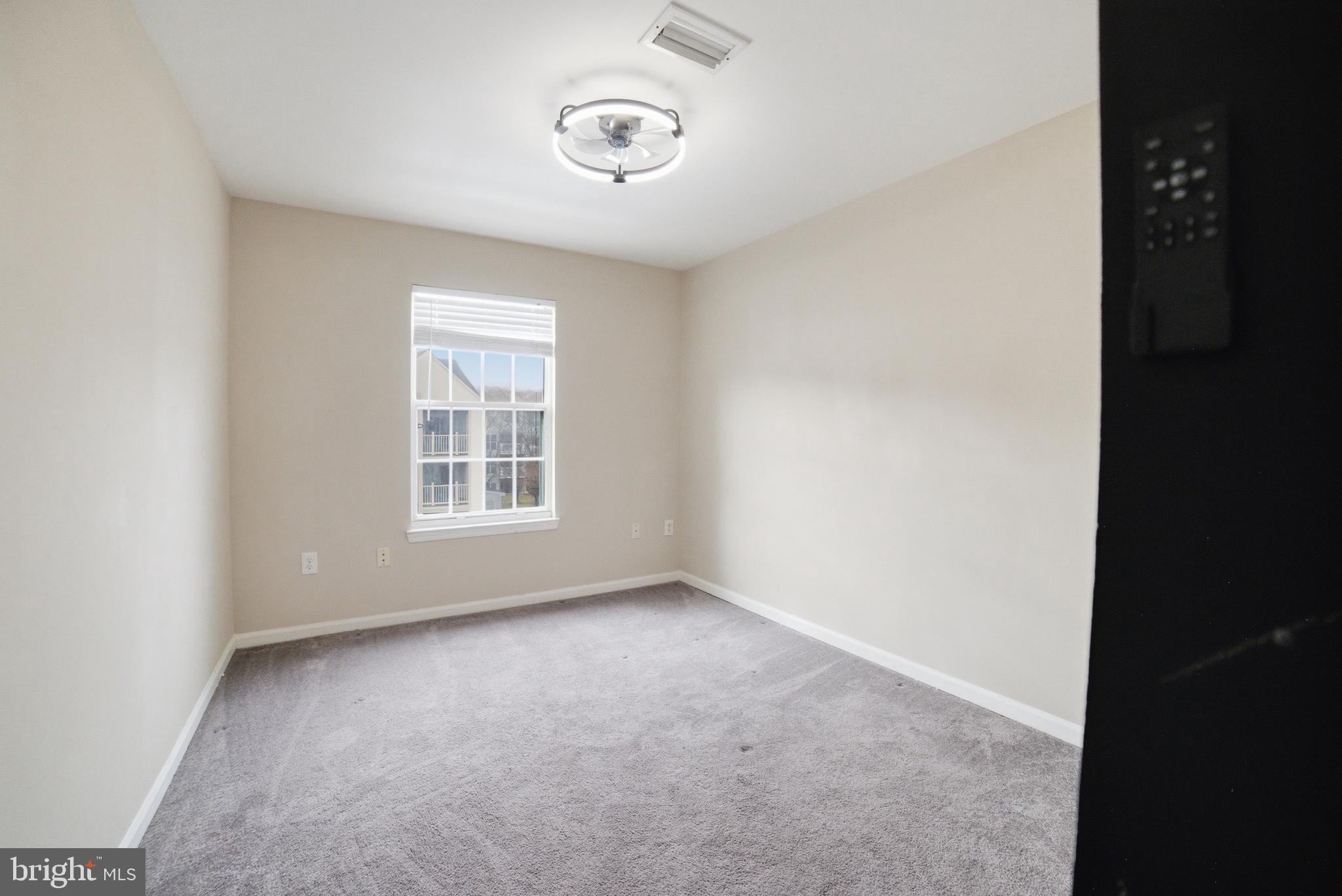 GABLES AT GUNSTON - Residential