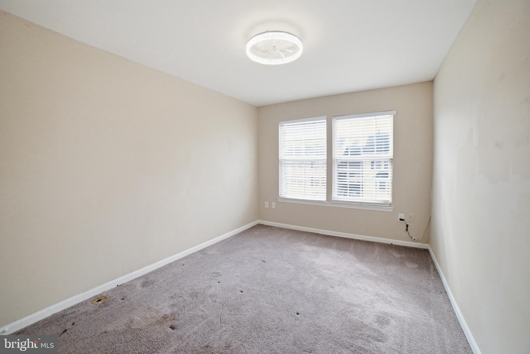 GABLES AT GUNSTON - Residential