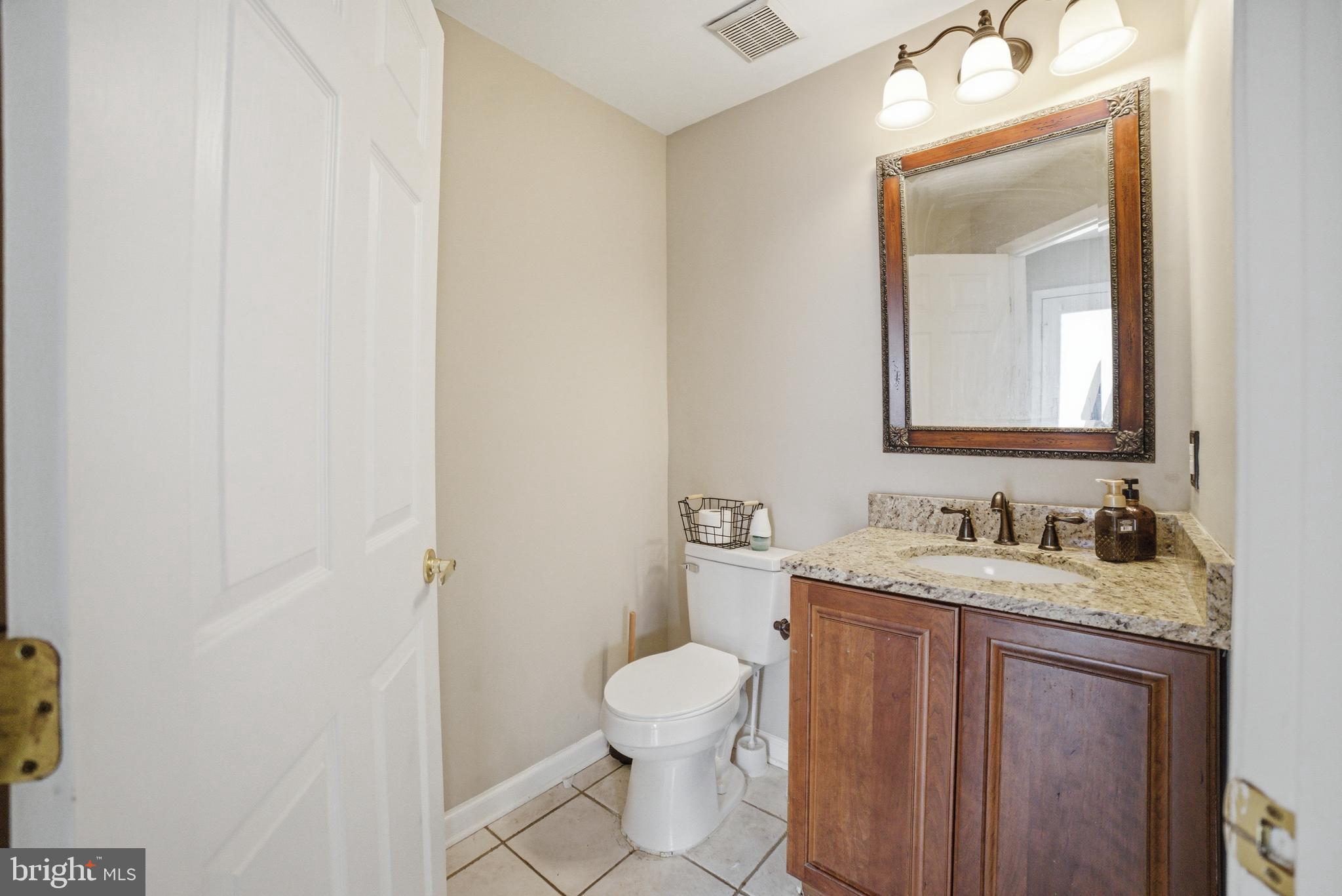 GABLES AT GUNSTON - Residential