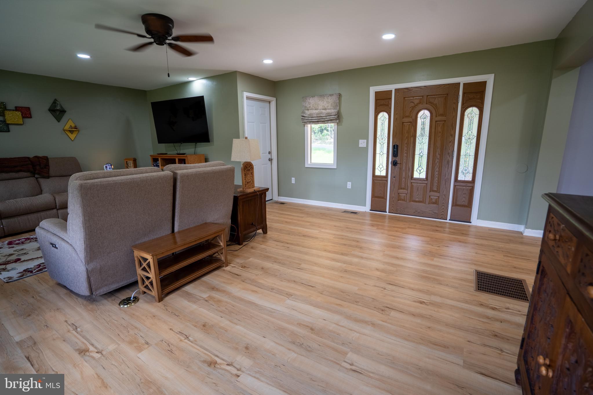 CHESTNUT GROVE - Residential