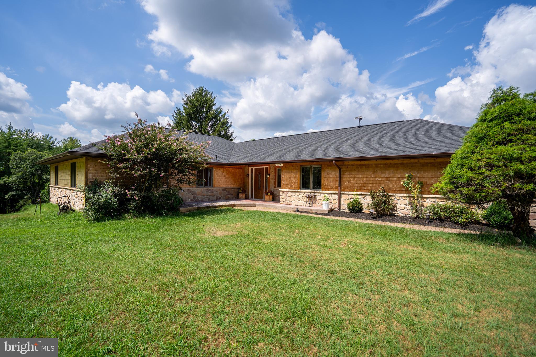 CHESTNUT GROVE - Residential