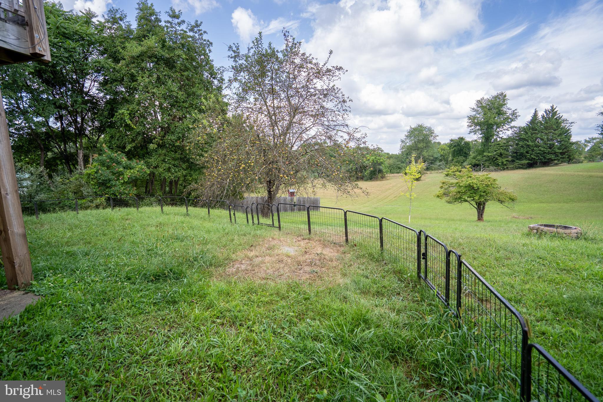 CHESTNUT GROVE - Residential