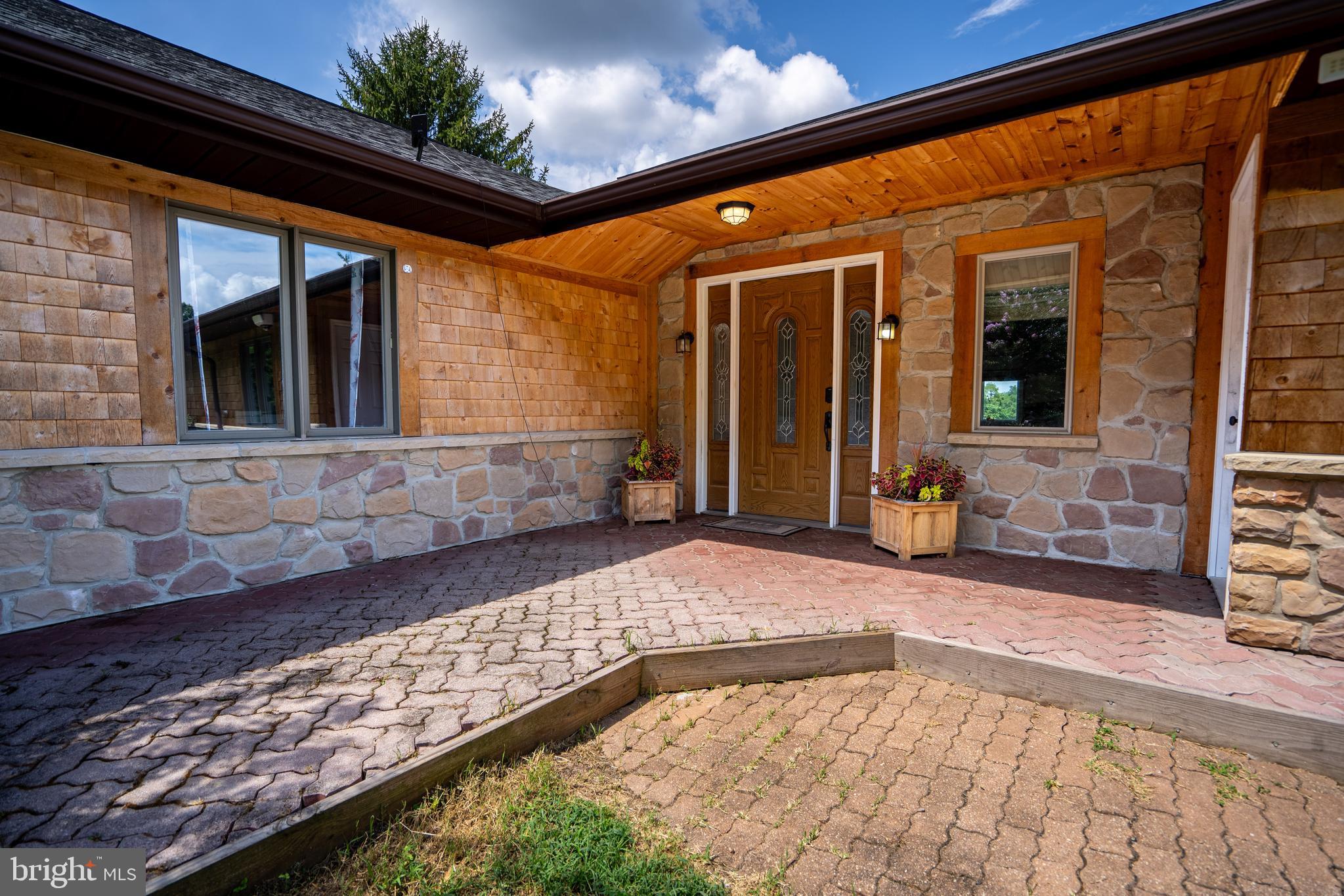 CHESTNUT GROVE - Residential