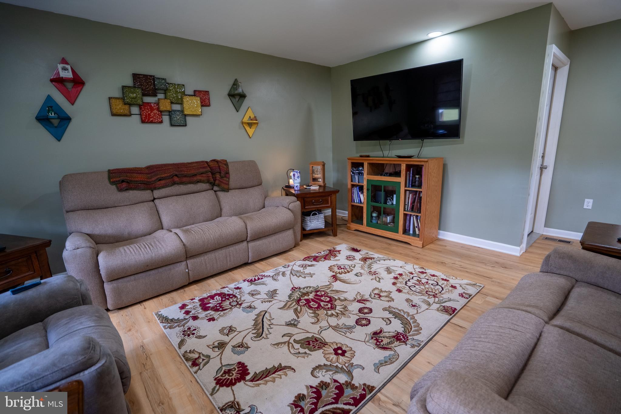 CHESTNUT GROVE - Residential