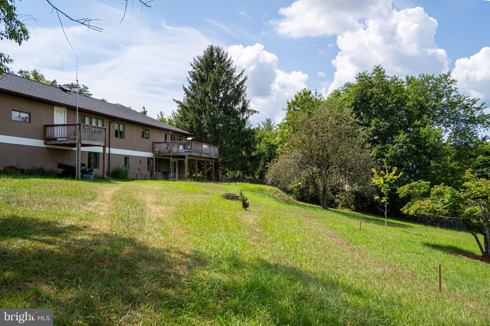 CHESTNUT GROVE - Residential