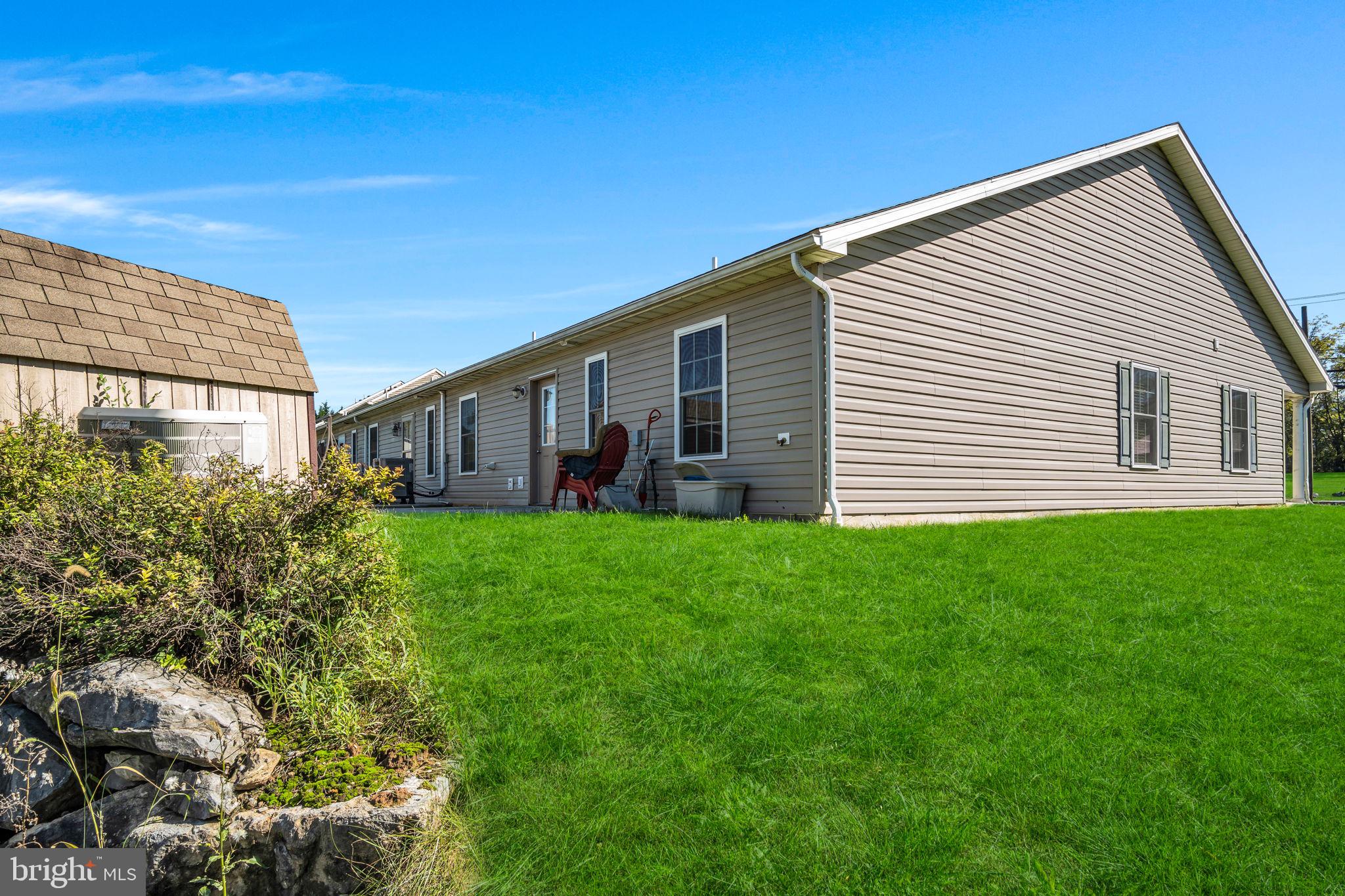 MEETING HOUSE HEIGHTS - Residential