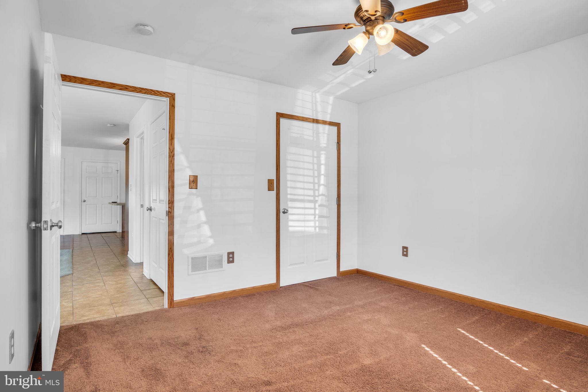 MEETING HOUSE HEIGHTS - Residential