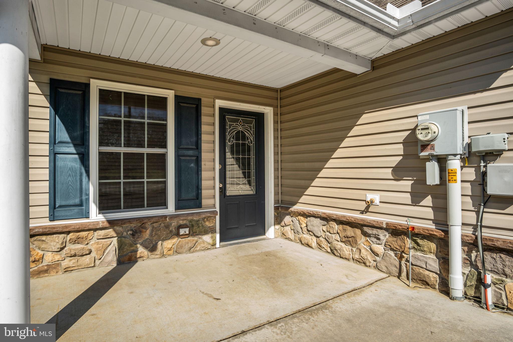 MEETING HOUSE HEIGHTS - Residential