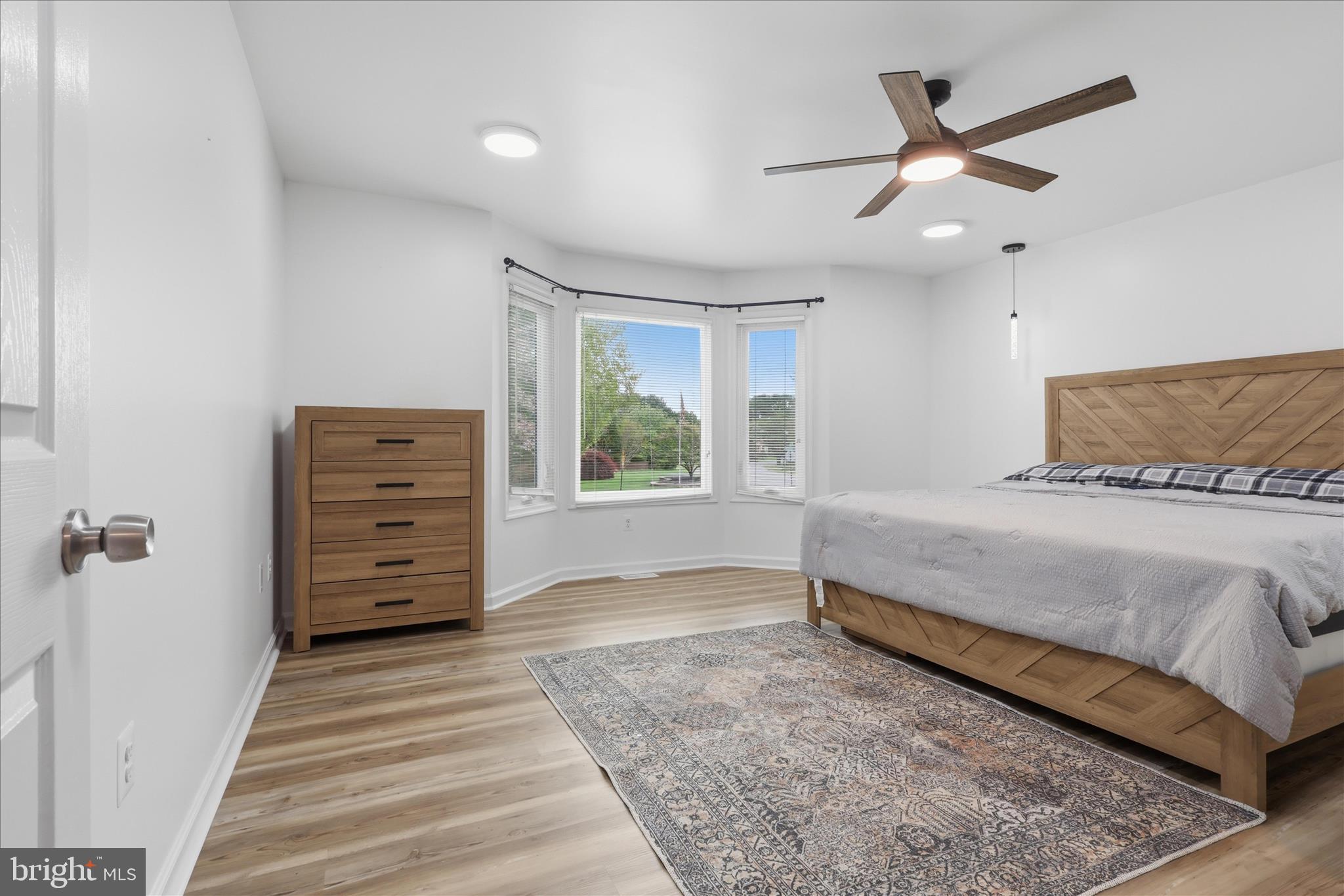 FAIRWAY MEADOWS - Residential