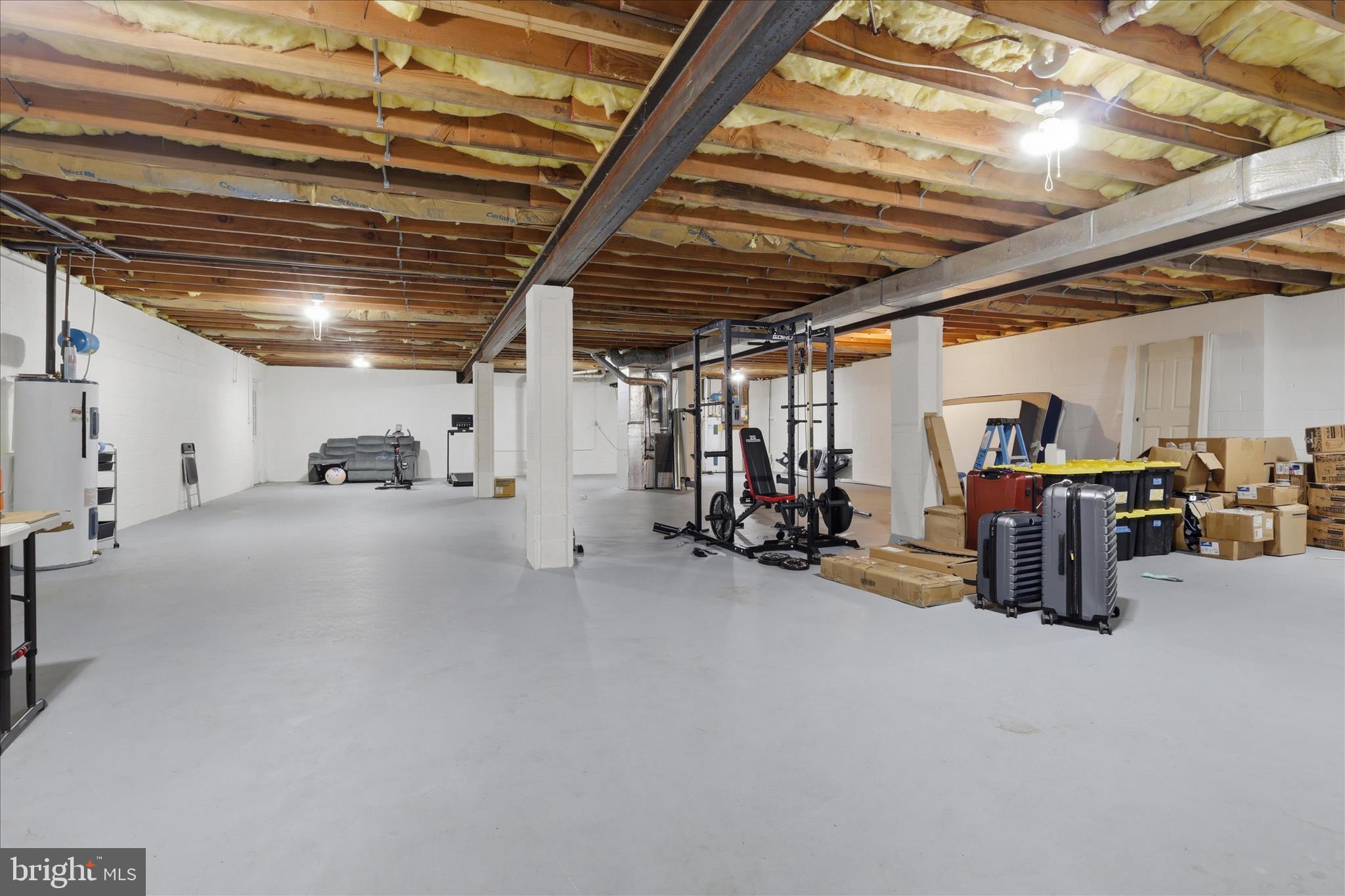 FAIRWAY MEADOWS - Residential