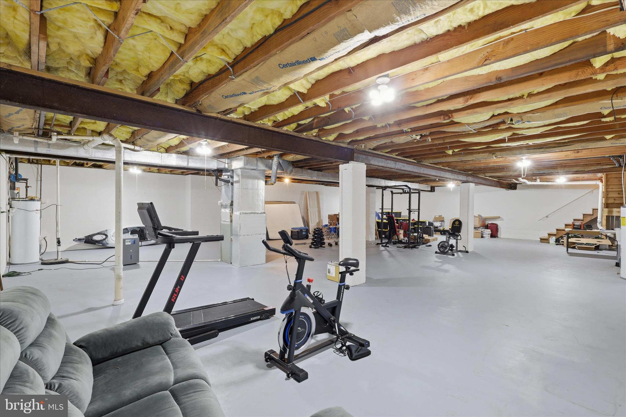 FAIRWAY MEADOWS - Residential