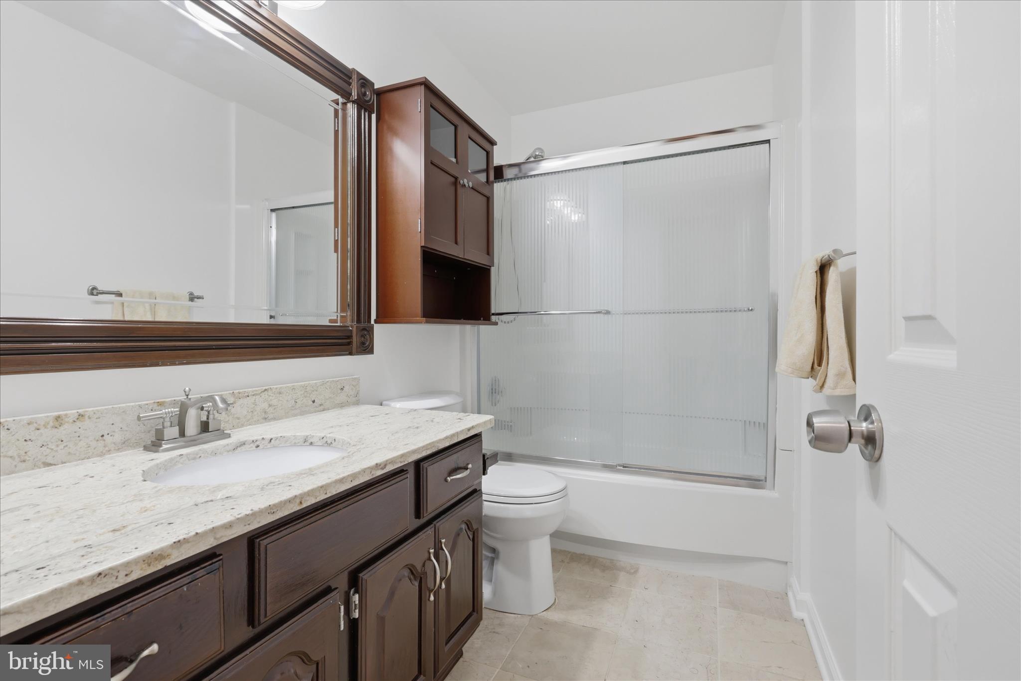 FAIRWAY MEADOWS - Residential