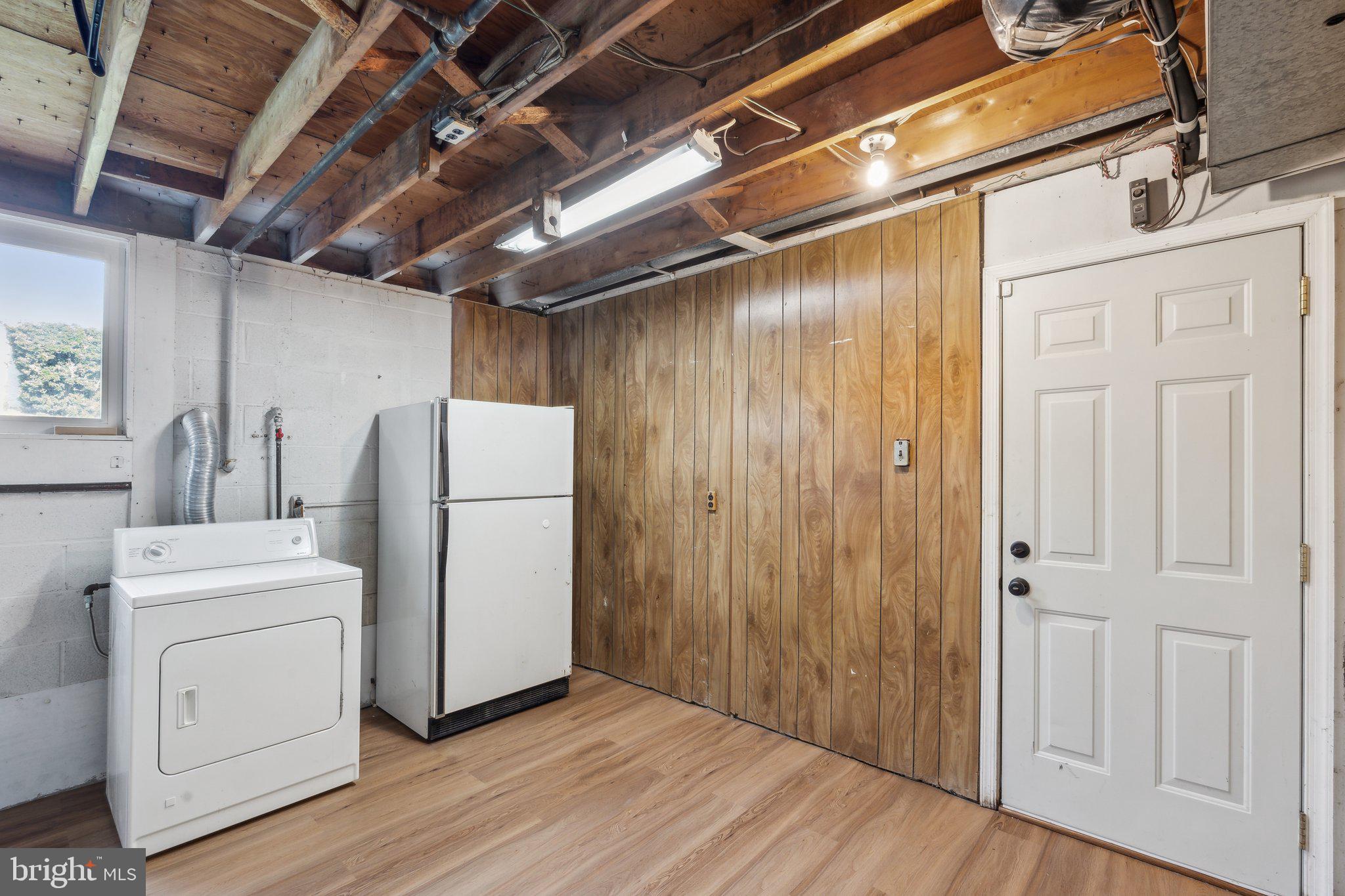 RIDGE VIEW ESTATES - Residential