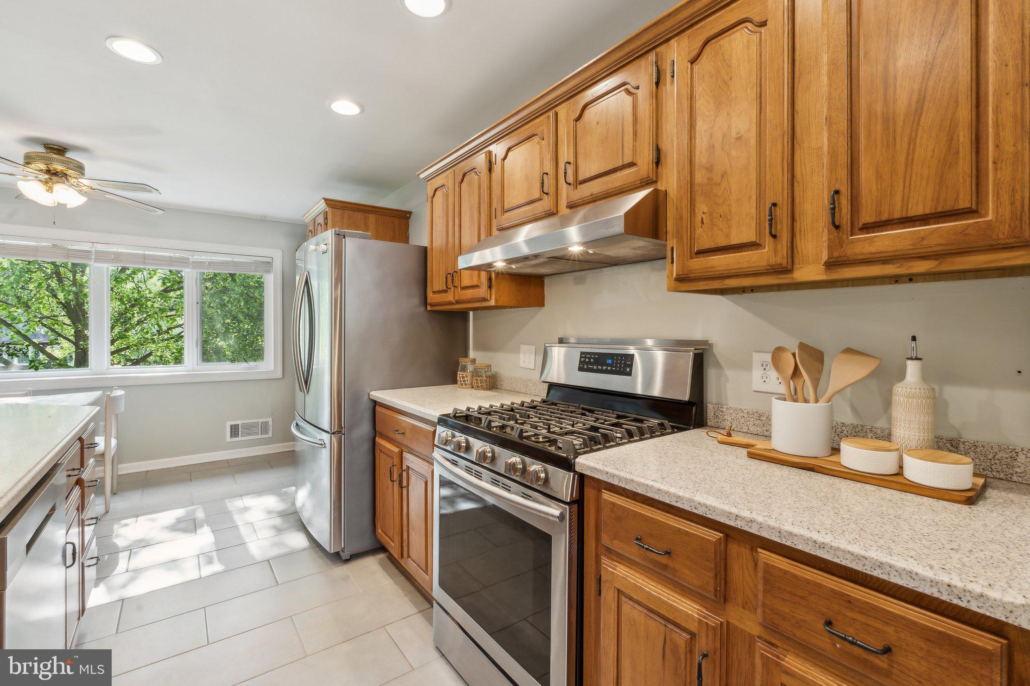 RIDGE VIEW ESTATES - Residential