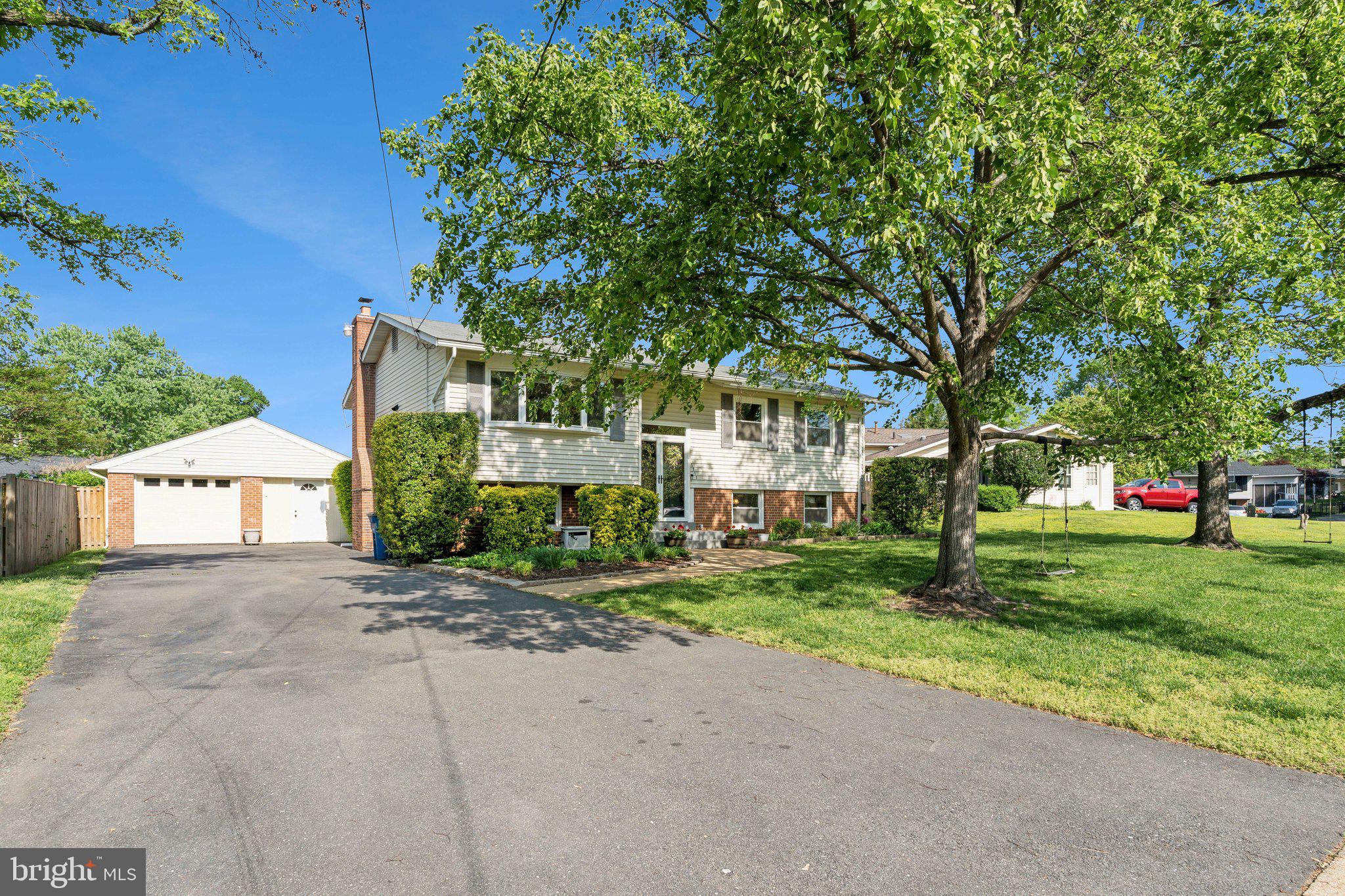 RIDGE VIEW ESTATES - Residential