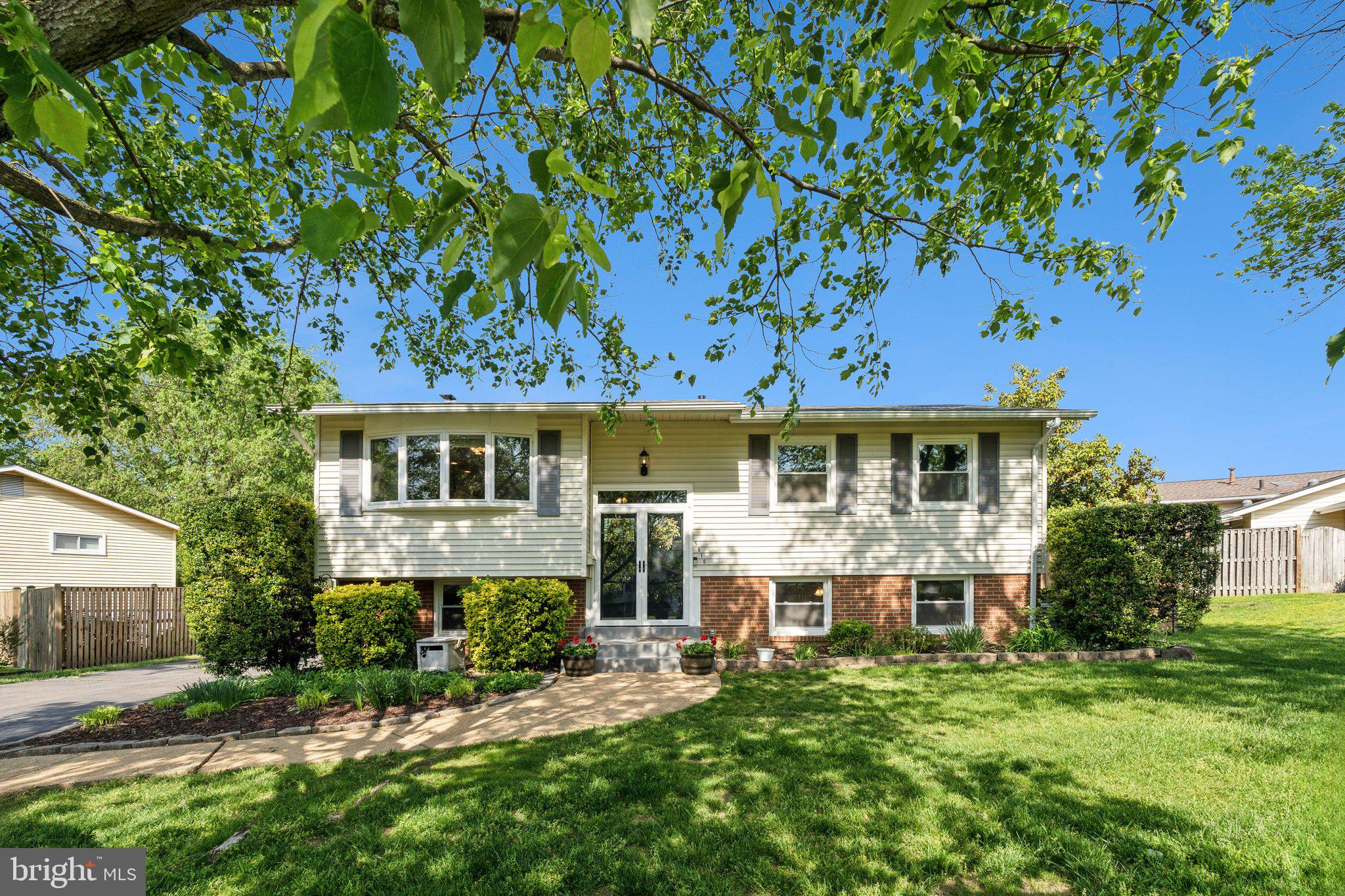 RIDGE VIEW ESTATES - Residential