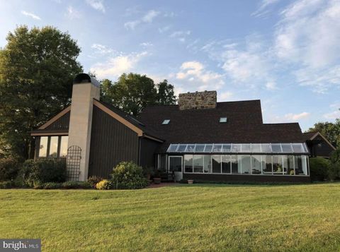 38 WHITE BIRCH LANE JONESTOWN PA 17038