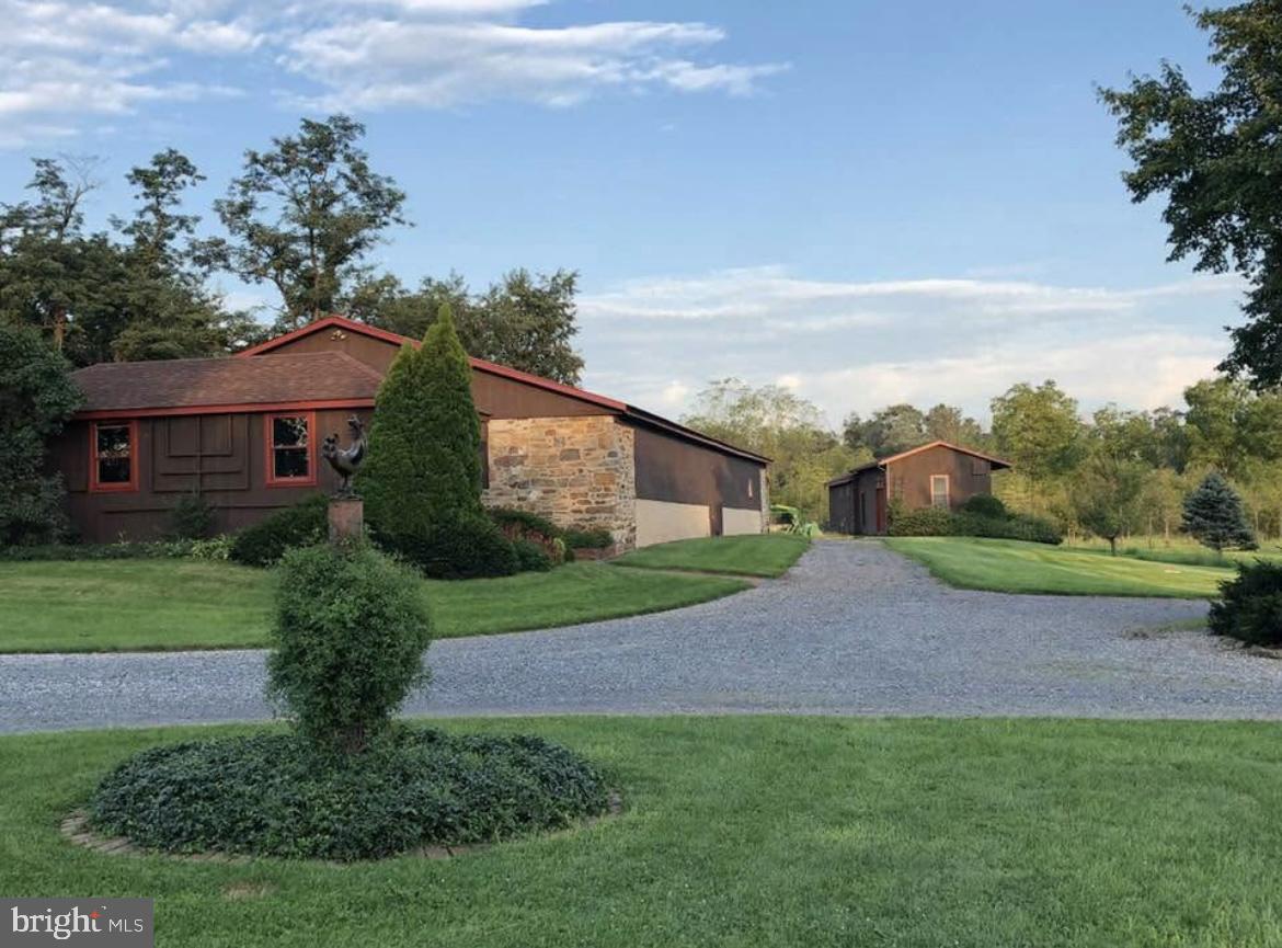 38 WHITE BIRCH LANE