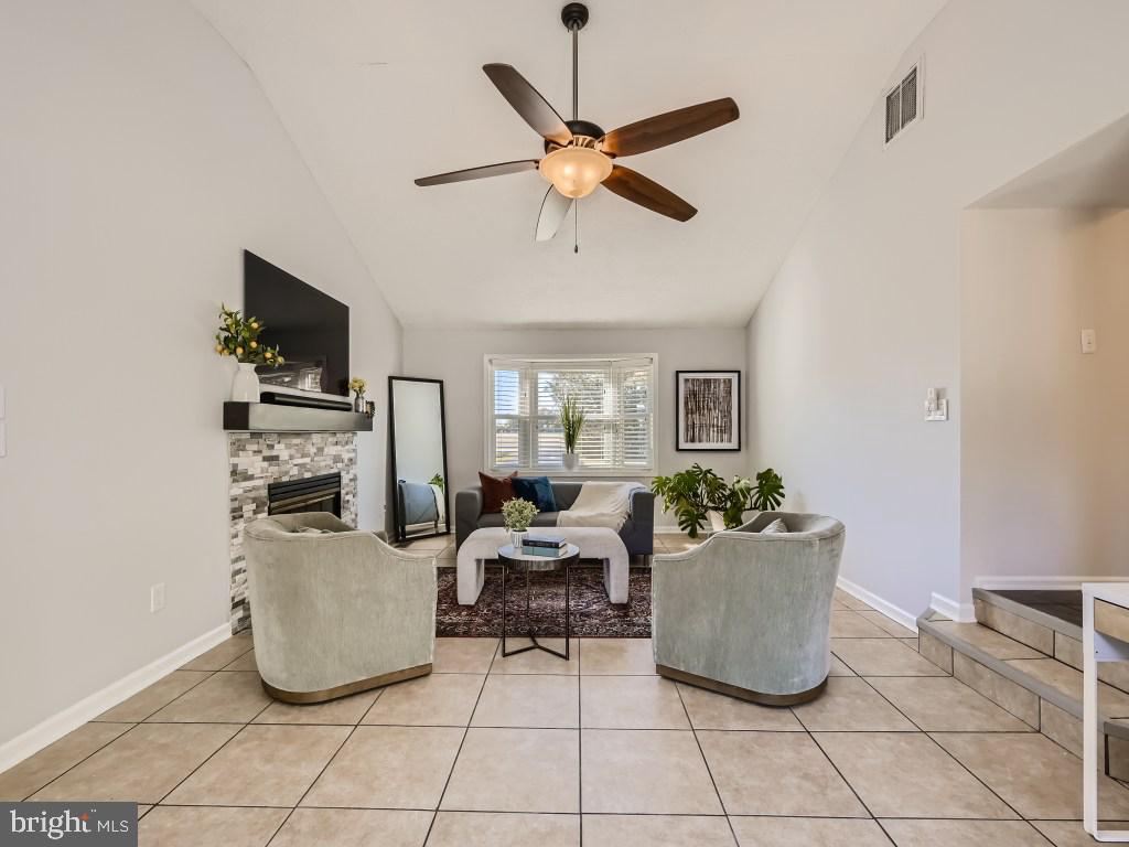 CLOVERFIELDS - Residential