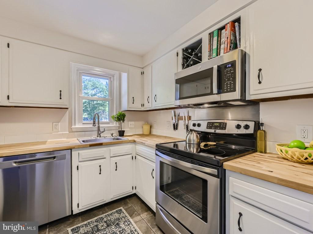 CLOVERFIELDS - Residential