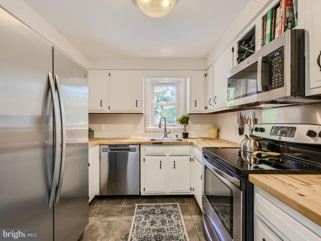 CLOVERFIELDS - Residential