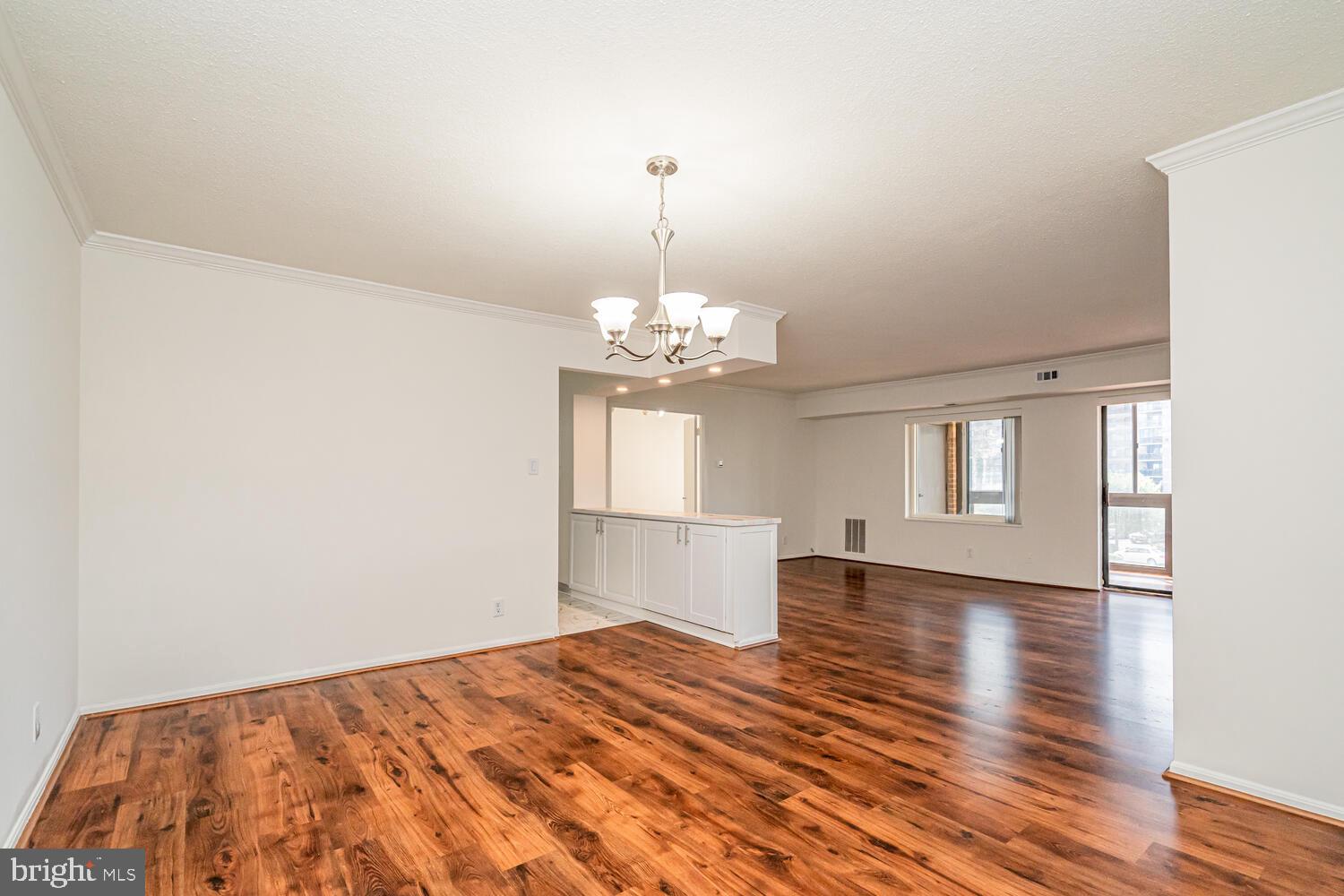 ROTONDA - Residential Lease