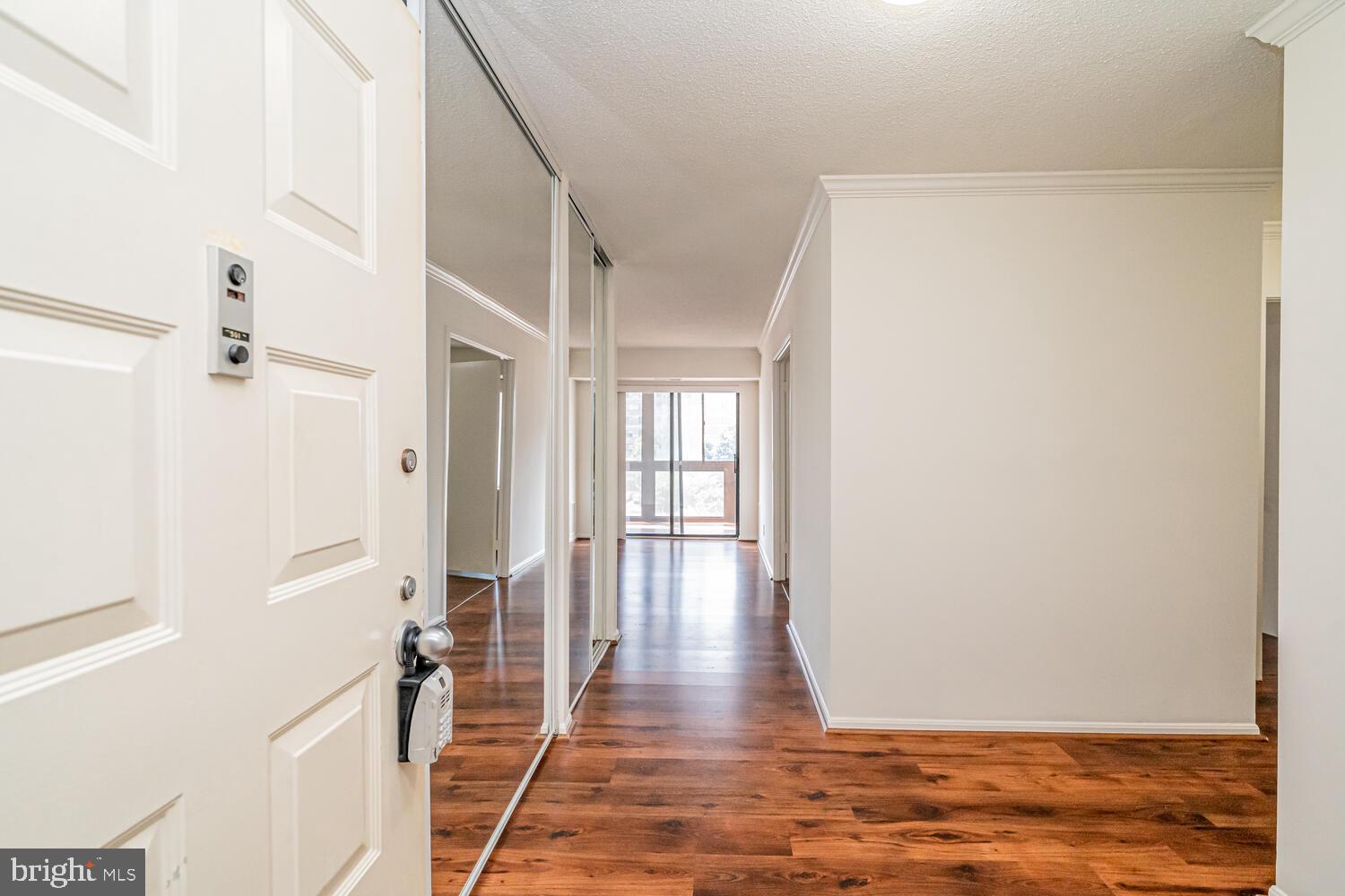 ROTONDA - Residential Lease