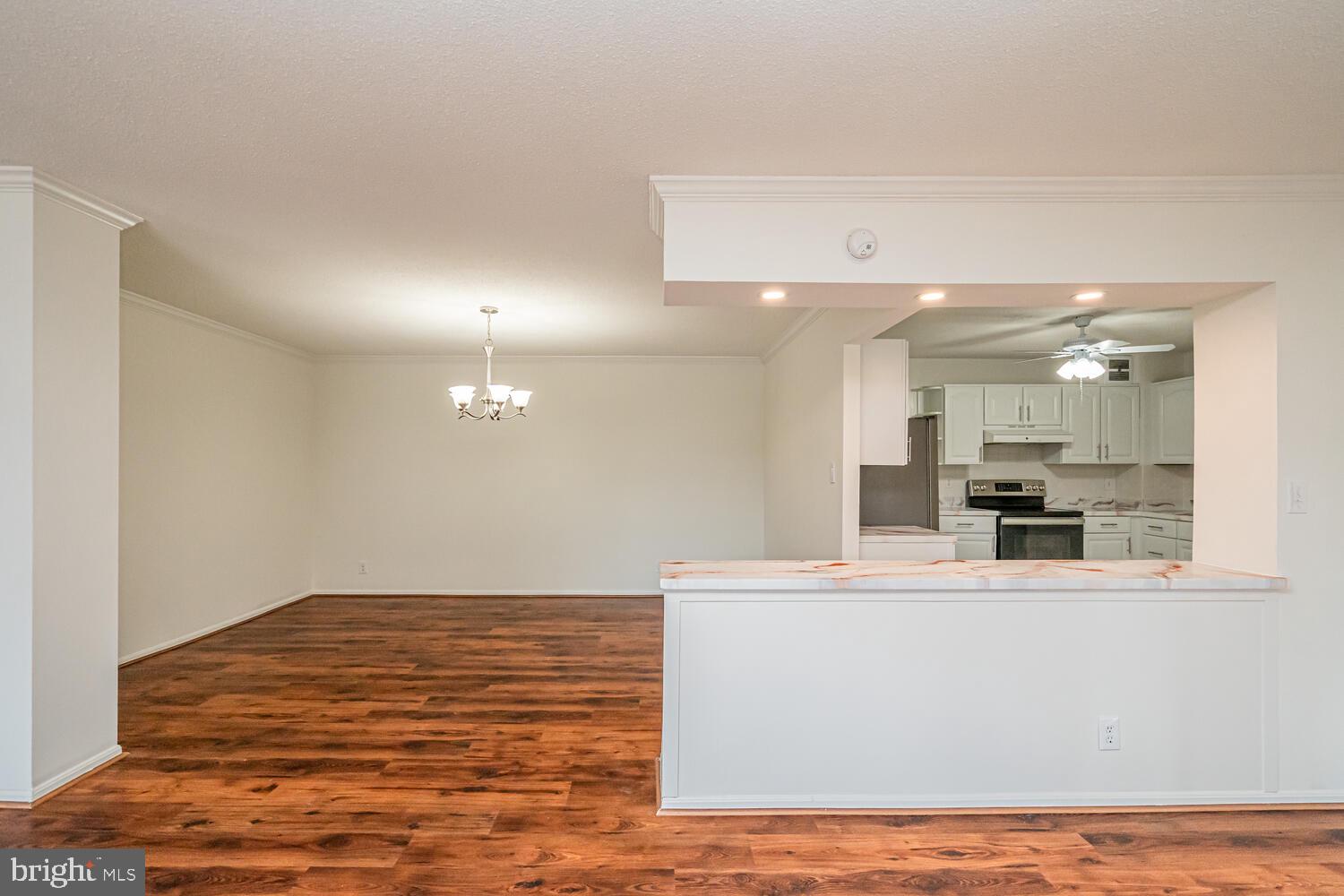 ROTONDA - Residential Lease