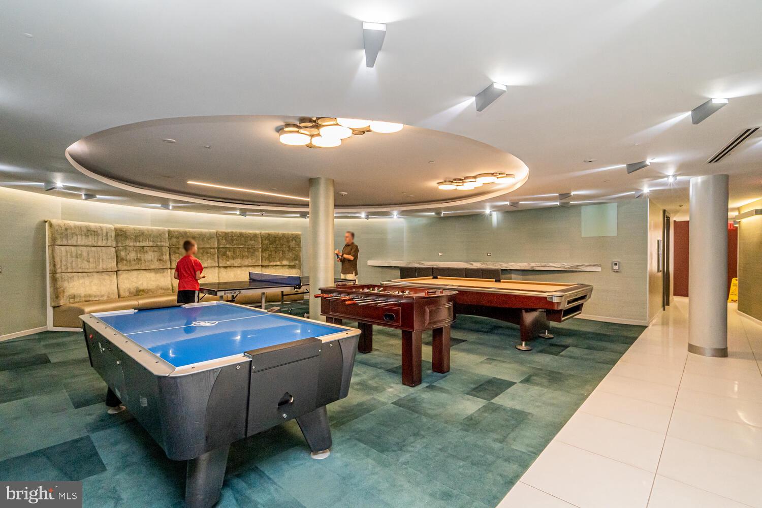 ROTONDA - Residential Lease