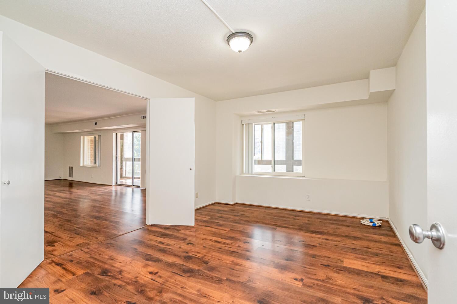 ROTONDA - Residential Lease